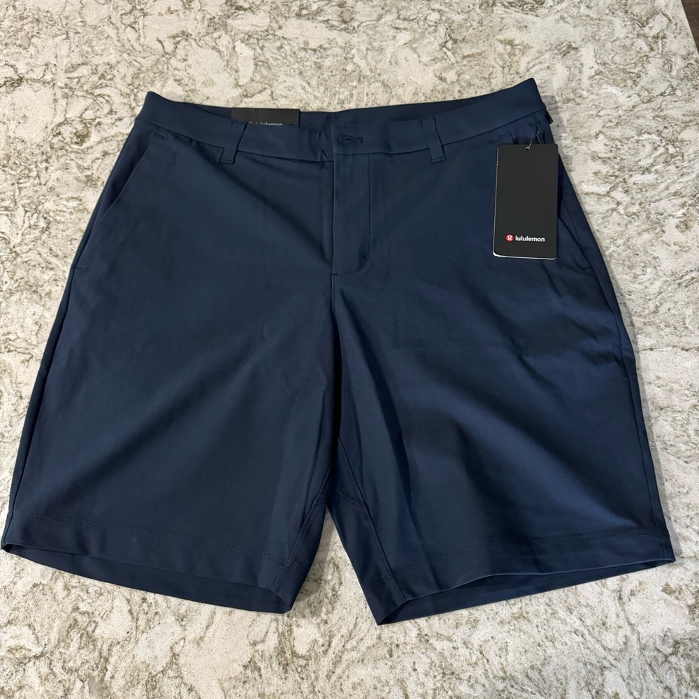 Men’s 34”x9” Lulu Commission Short